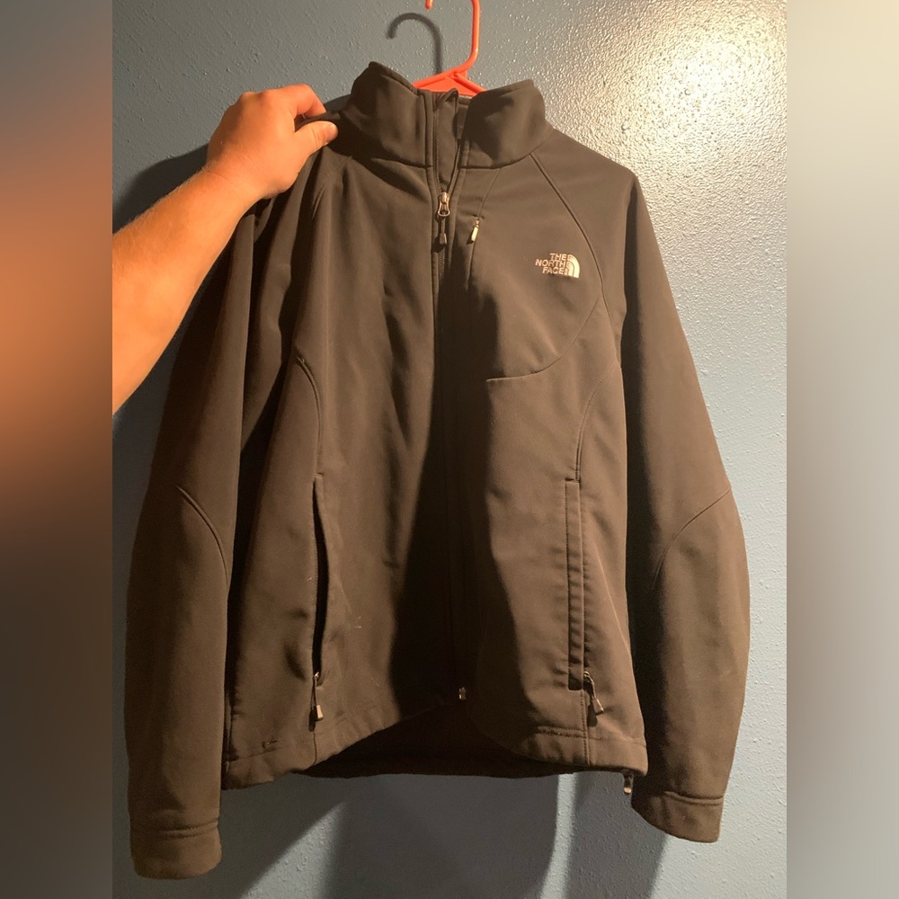 Women’s North Face gently used
